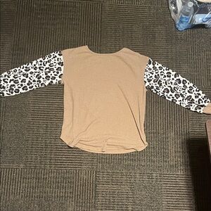 Leopard Print Sleeve Tan Top